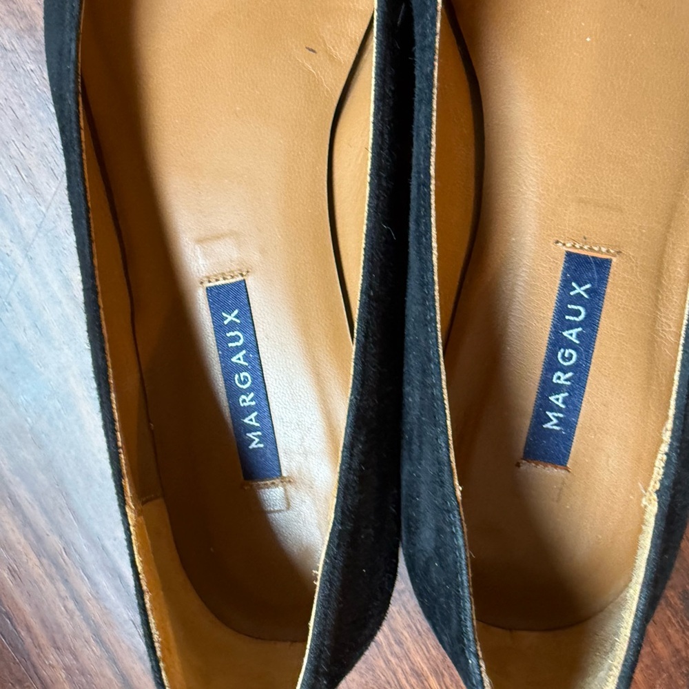 Margaux Women's Black Suede Flats Size 38.5 - Picture 2 of 5